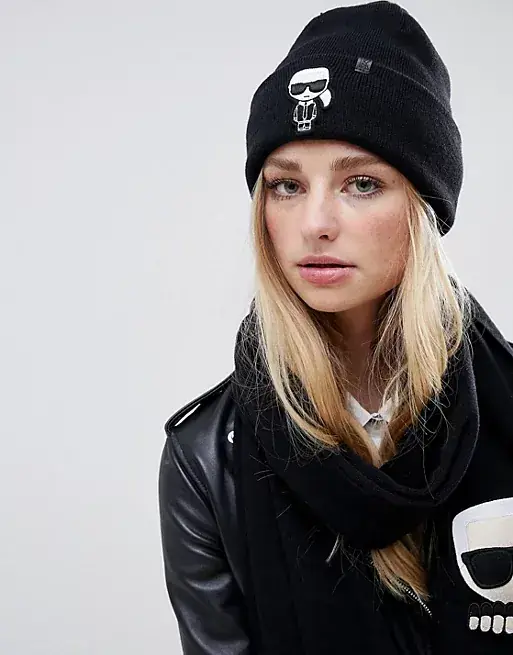 Black-Hat-black-beanie-unisex-black-beanie.